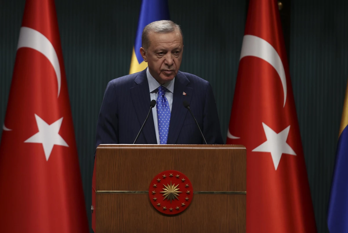 Cumhurbaşkanı Erdoğan: "NATO\'daki dostlarımızın bu teröristleri ülkelerinde barındırmamaları gerekiyor"