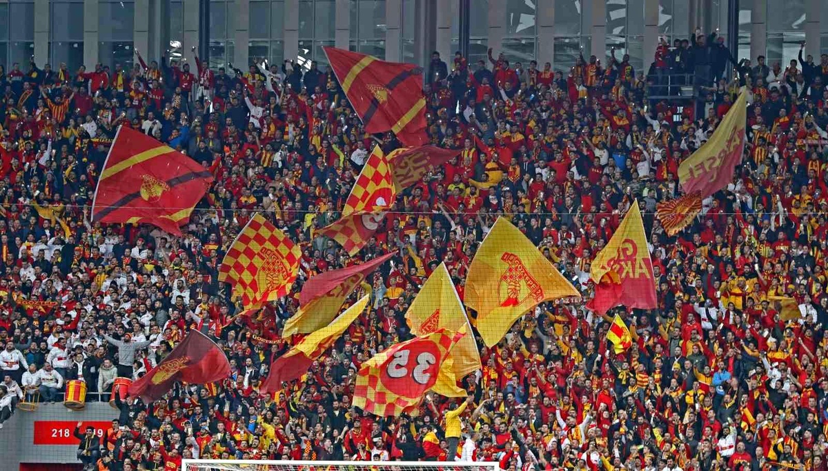 İzmir derbisinin biletleri satışa çıktı