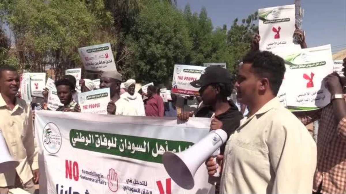 Sudan\'da dış müdahale karşıtı gösteri düzenlendi