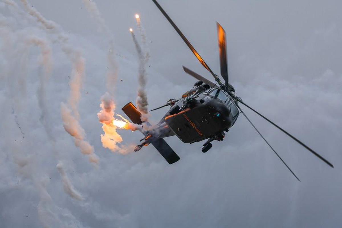 Airshow China\'da Sergilenen Çeşitli Uçak ve Ekipmanlar