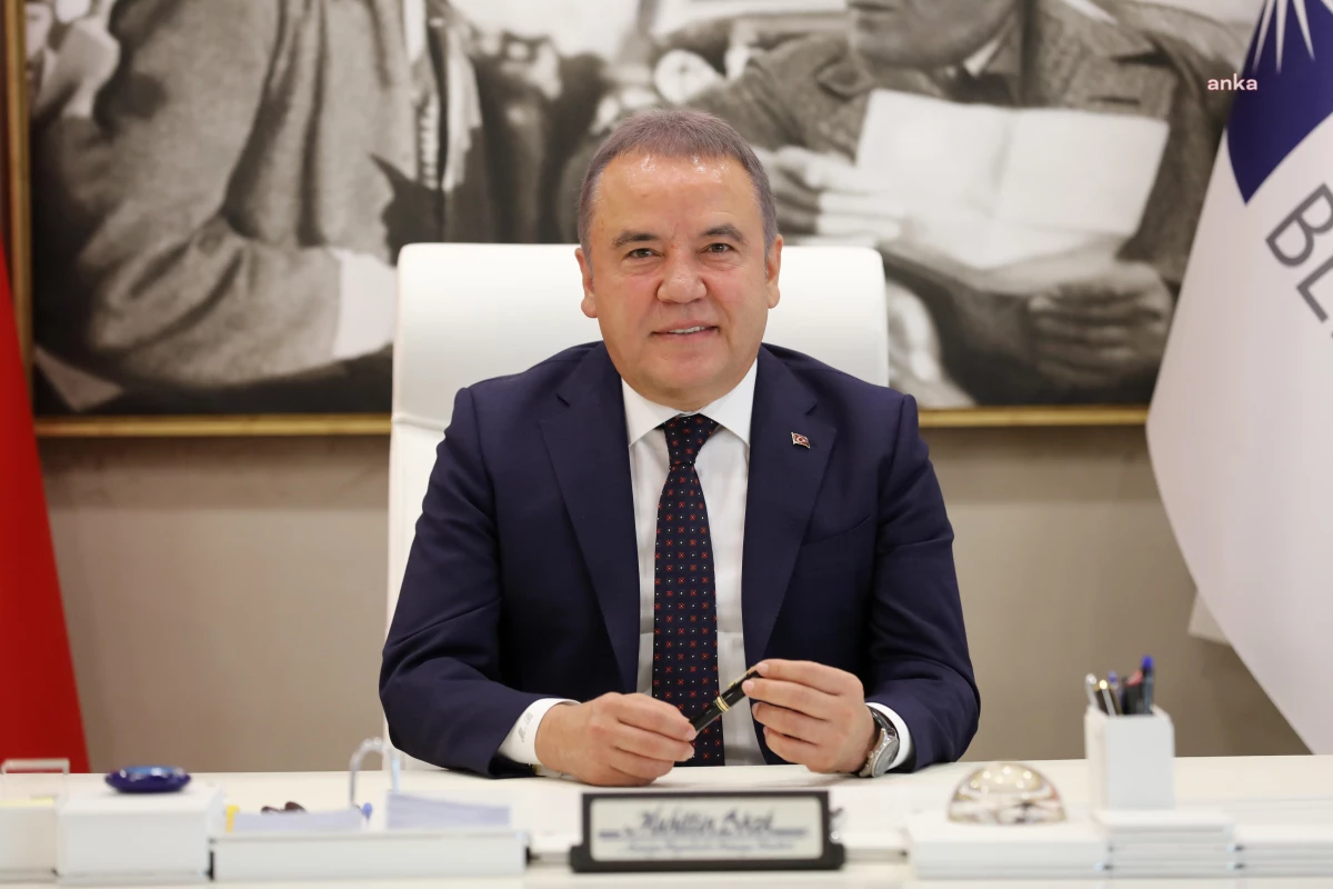 Antalya Büyükşehir Belediye Başkanı Muhittin Böcek\'ten  10 Kasım Atatürk\'ü Anma Günü Mesajı