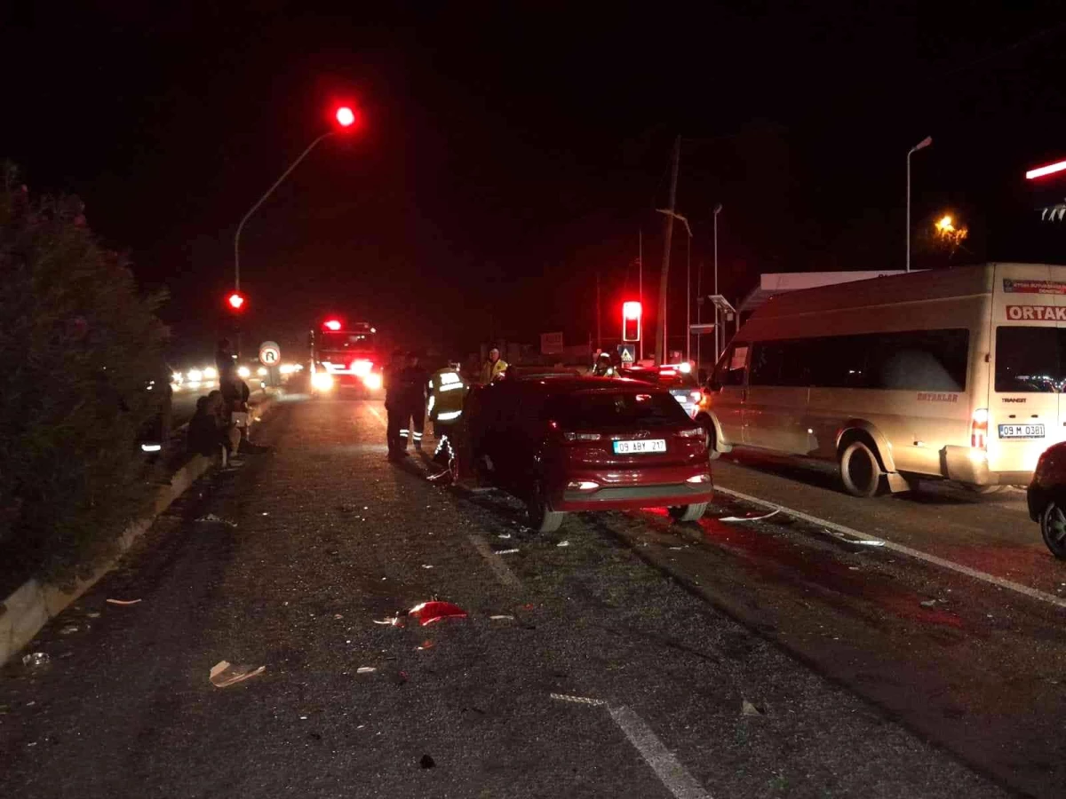 Aydın\'da zincirleme trafik kazası: 5 yaralı
