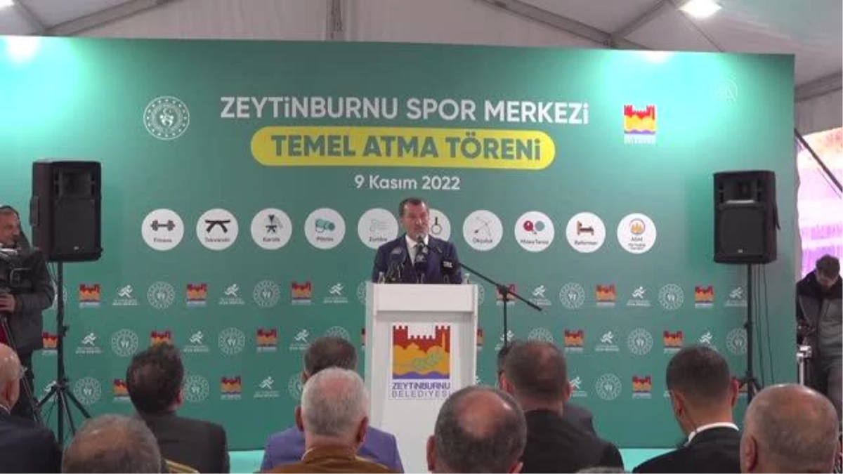 Bakan Kasapoğlu, Zeytinburnu Spor Merkezi\'nin temel atma törenine katıldı
