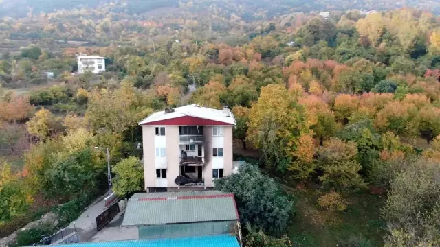 Bursa'da 8'i çocuk 9 kişiye mezar olan ev dron ile havadan görüntülendi