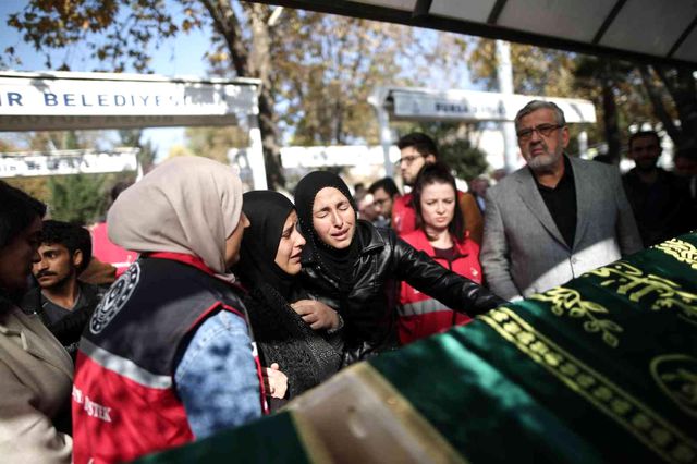 Bursa'da büyük acı...9 tabut yanyana Bursa'da büyük acı...9 tabut yanyana