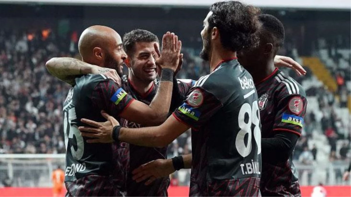 Türkiye Kupası 4. tur maçında Beşiktaş, Serik Belediyespor\'u ilk yarıda bulduğu gollerle eledi