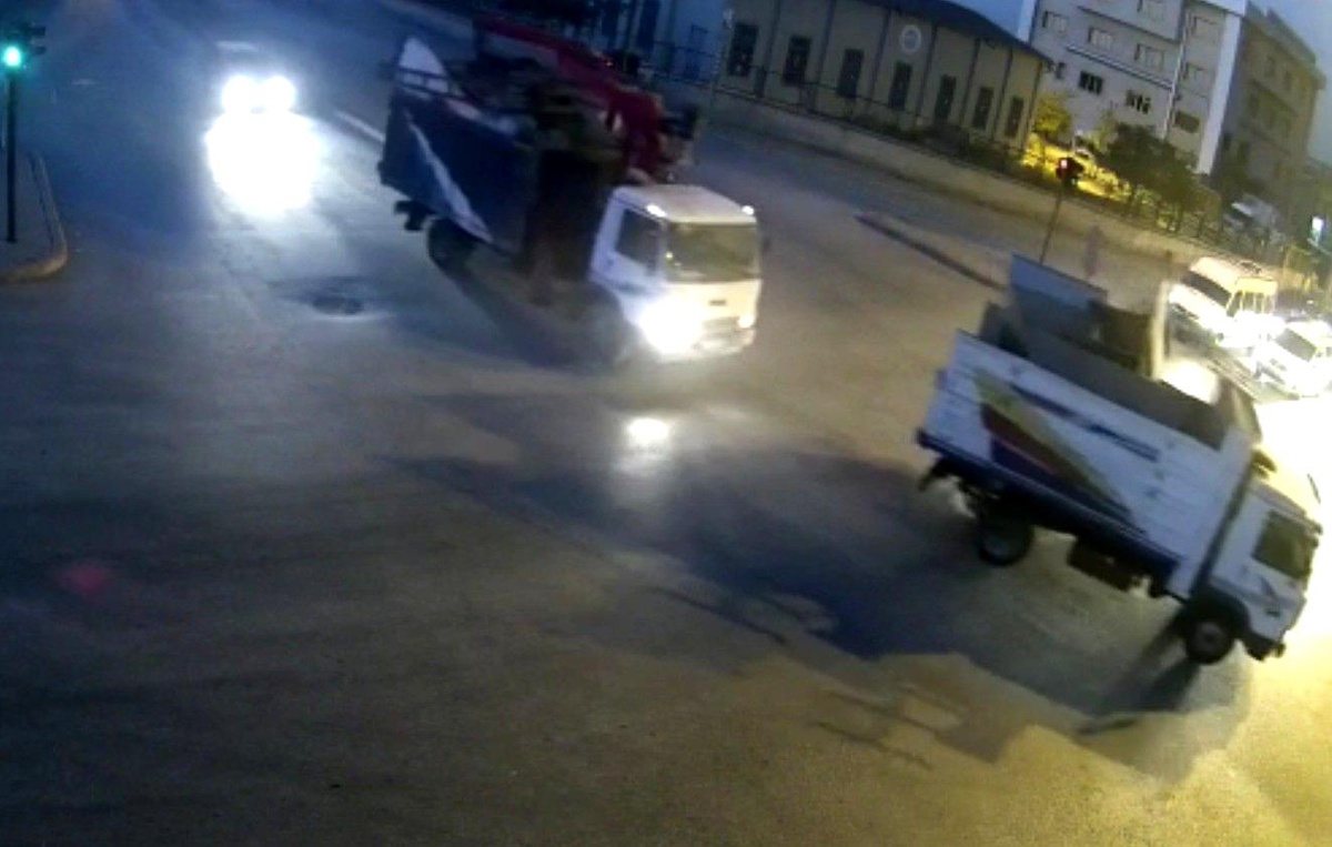 Konya\'da 2,5 ton hurda malzeme çalan 2 kişi yakalandı
