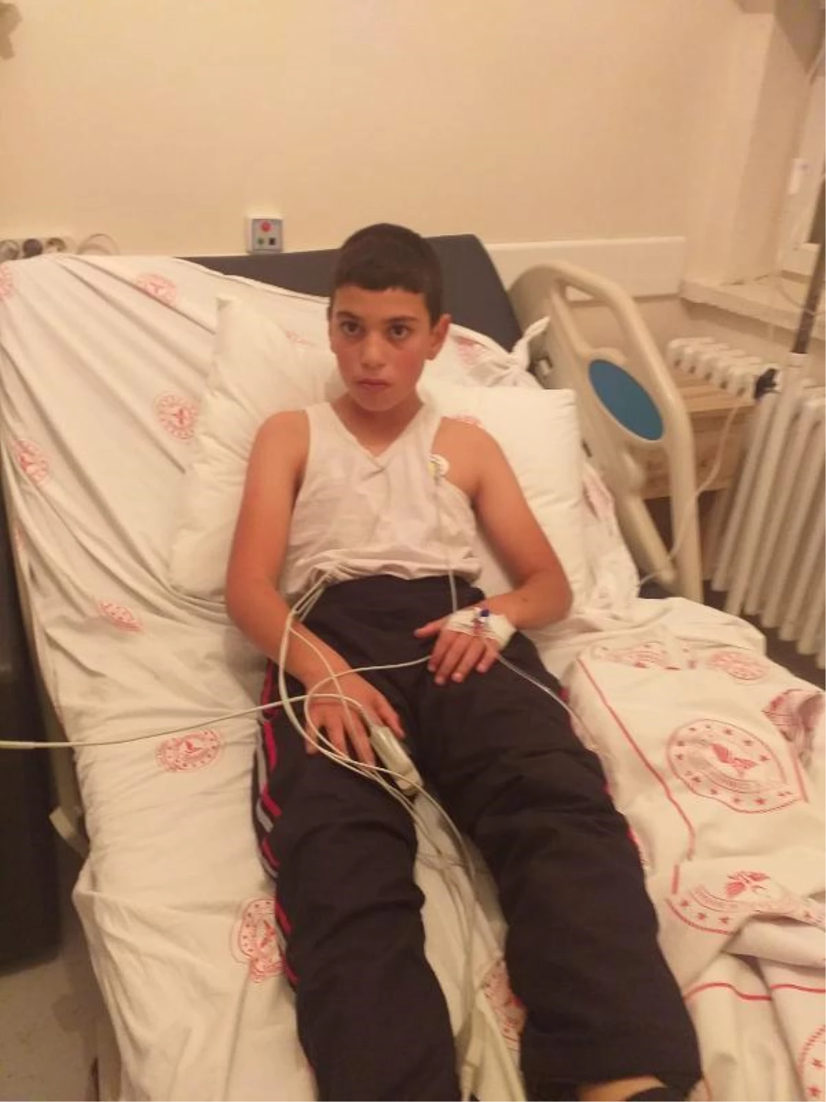 Kuduz tanısıyla tedavi gören 10 yaşındaki Mustafa kurtarılamadı