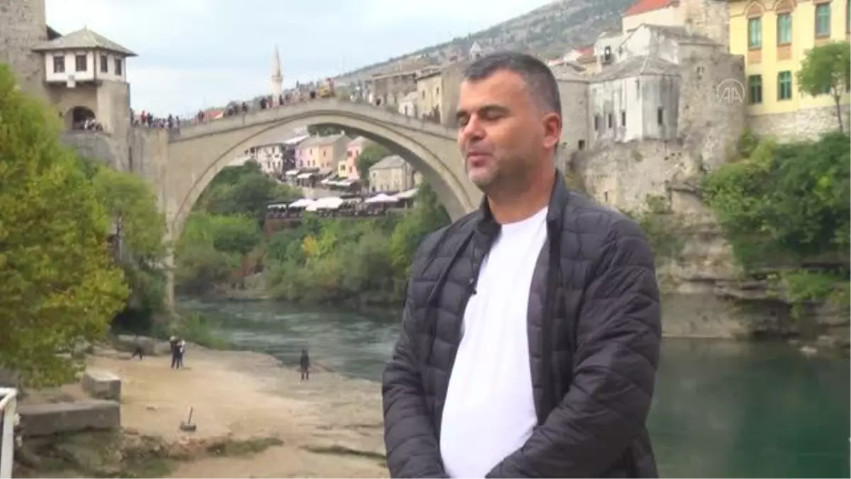 Mostar Köprüsü'nün yıkılışını 'hafızalara kazıyan' kameraman o gün yaşananları unutamıyor (2)