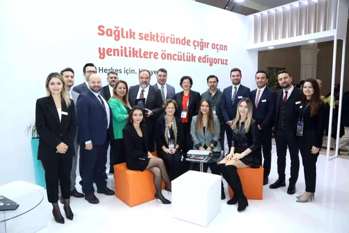 Siemens Healthineers sağlık alanında yenilikçi teknolojilerini TÜRKRAD 2022\'de tanıttı