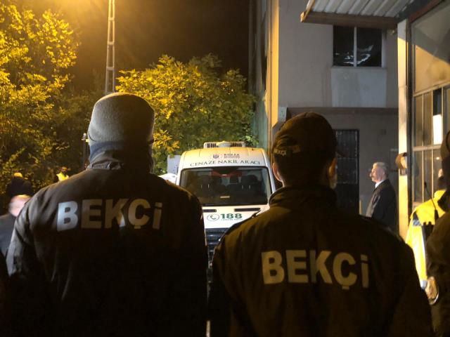 Son Dakika! Bursa'da bir evde çıkan yangında 8'i çocuk 9 kişi hayatını kaybetti Son Dakika! Bursa'da bir evde çıkan yangında 8'i çocuk 9 kişi hayatını kaybetti