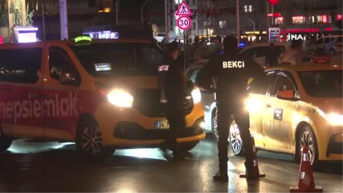 Taksim\'de yapılan \'Yeditepe Huzur Uygulamasında silahla tehditten aranması olan şüpheli yakalandı