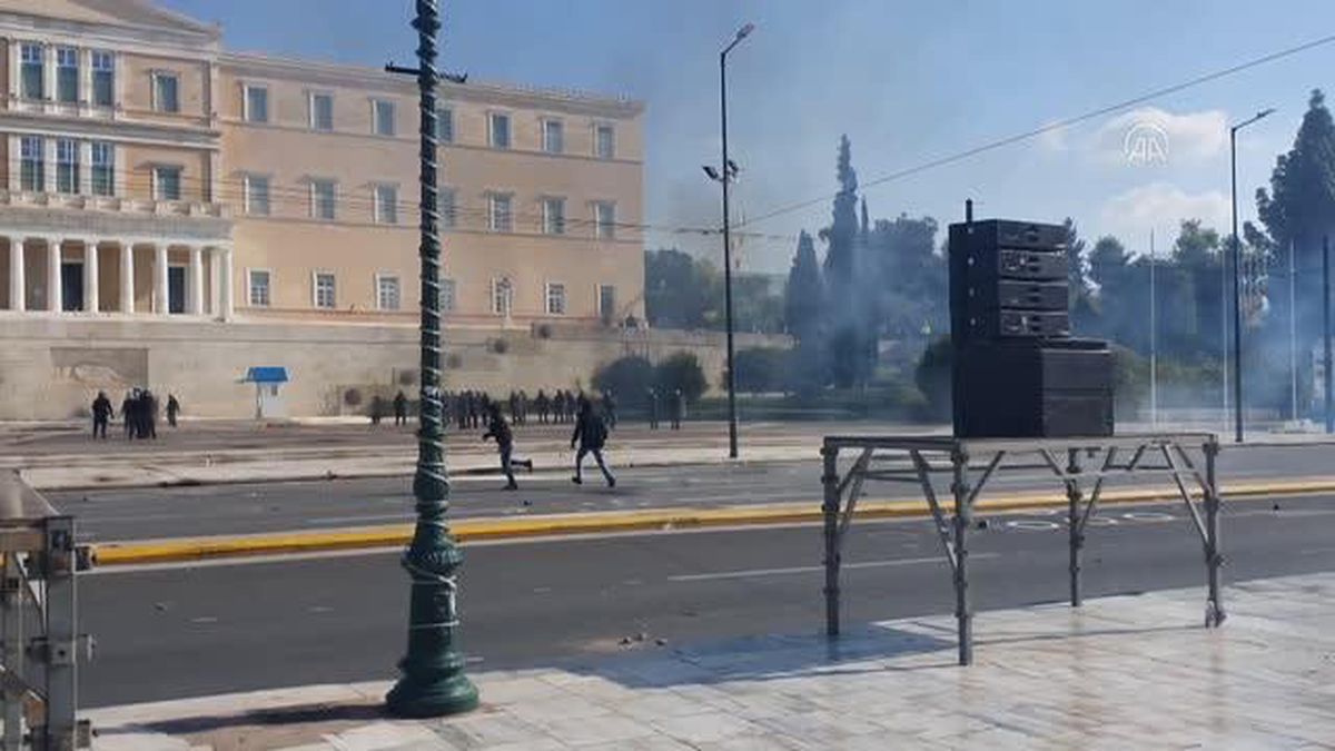 Yunanistan'daki gösterilerde olaylar çıktı (2)