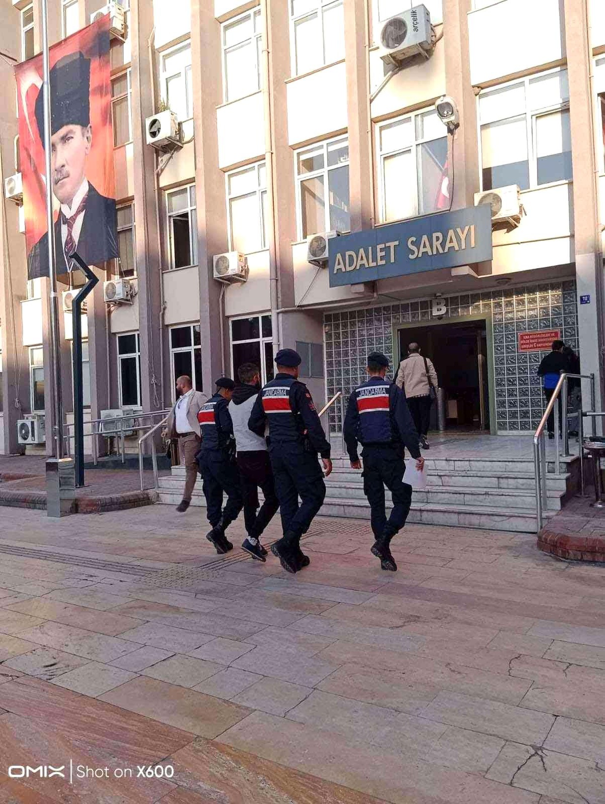 12 yıl hapis cezası bulunan şahıs Kuşadası\'nda yakalandı
