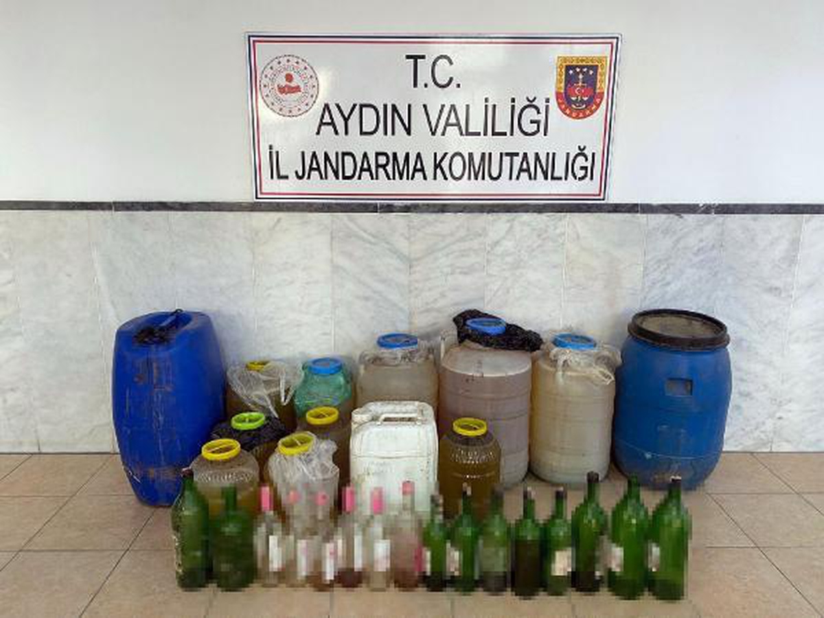 Aydın\'da 300 litre sahte şarap ele geçirildi