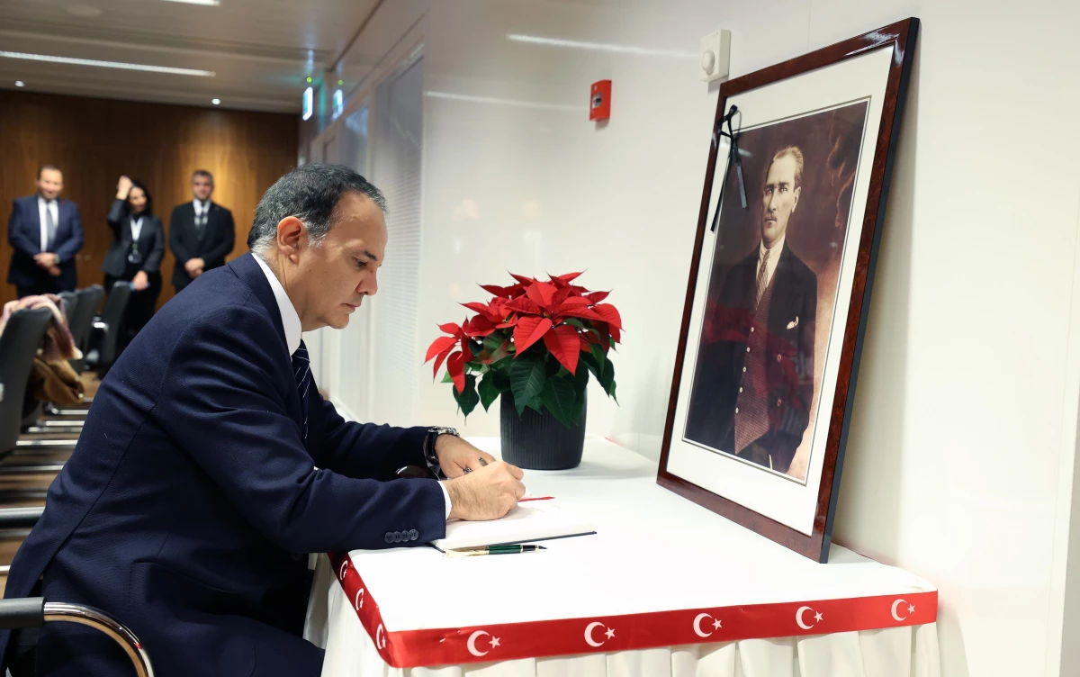 Büyük Önder Atatürk, ebediyete intikalinin 84. yılında Avrupa\'da anıldı