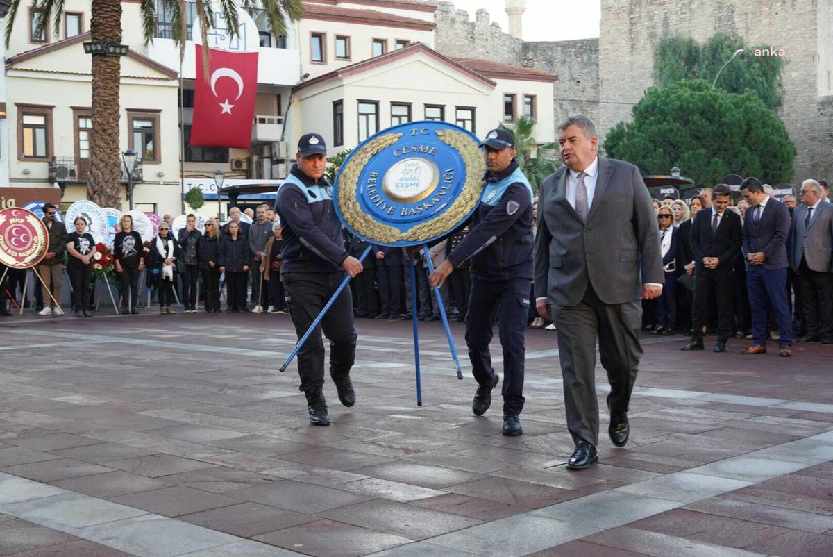 Çeşme Ata\'sını Andı