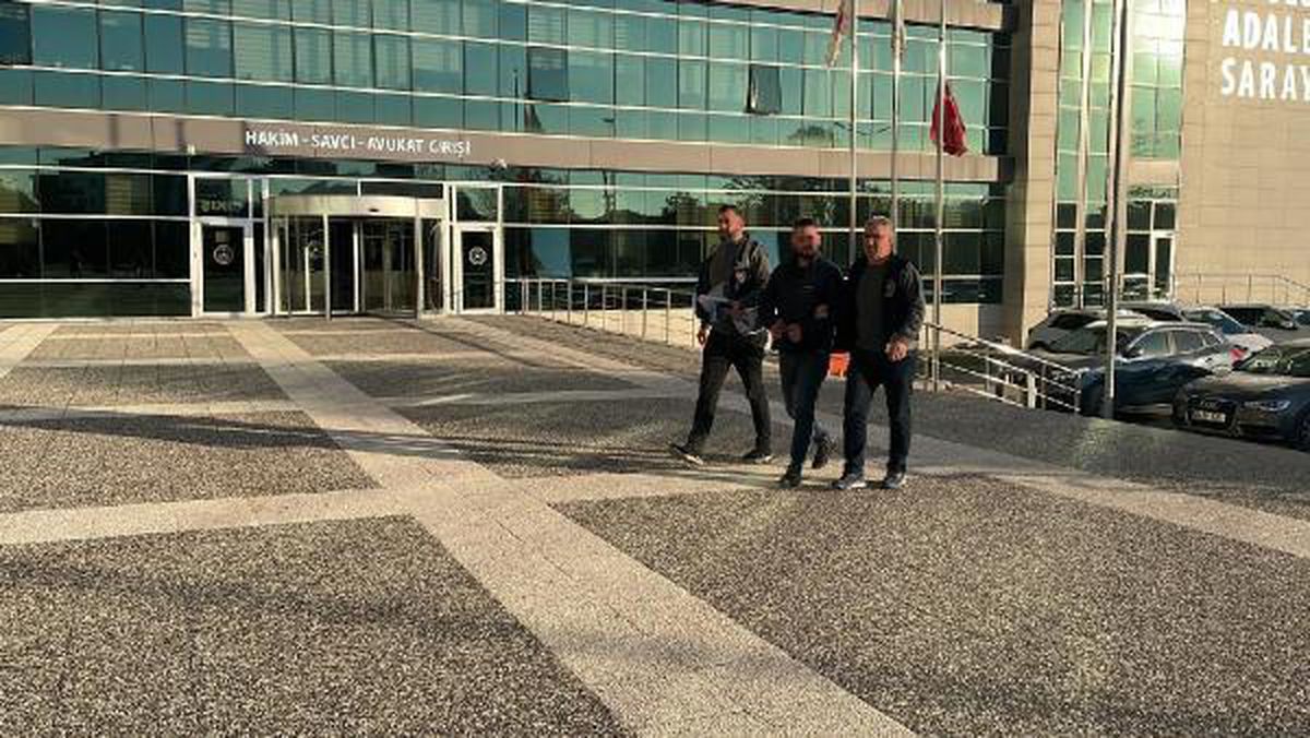 Çorbacıda kavga edip, bacaklarından vurdu (2)
