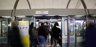 Fransa'da en büyük işçi sendikası CGT greve gitti (2)