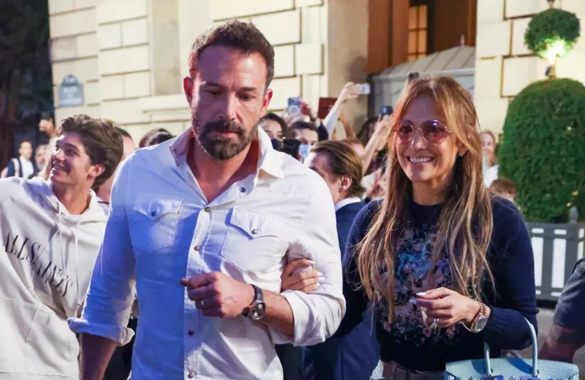 Jennifer Lopez çocuk eğitiminde Ben Affleck\'ten yardım bekliyor