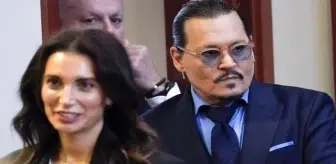 Johnny Depp... AVUKAT SEVGİLİSİNDEN AYRILDI MI?..