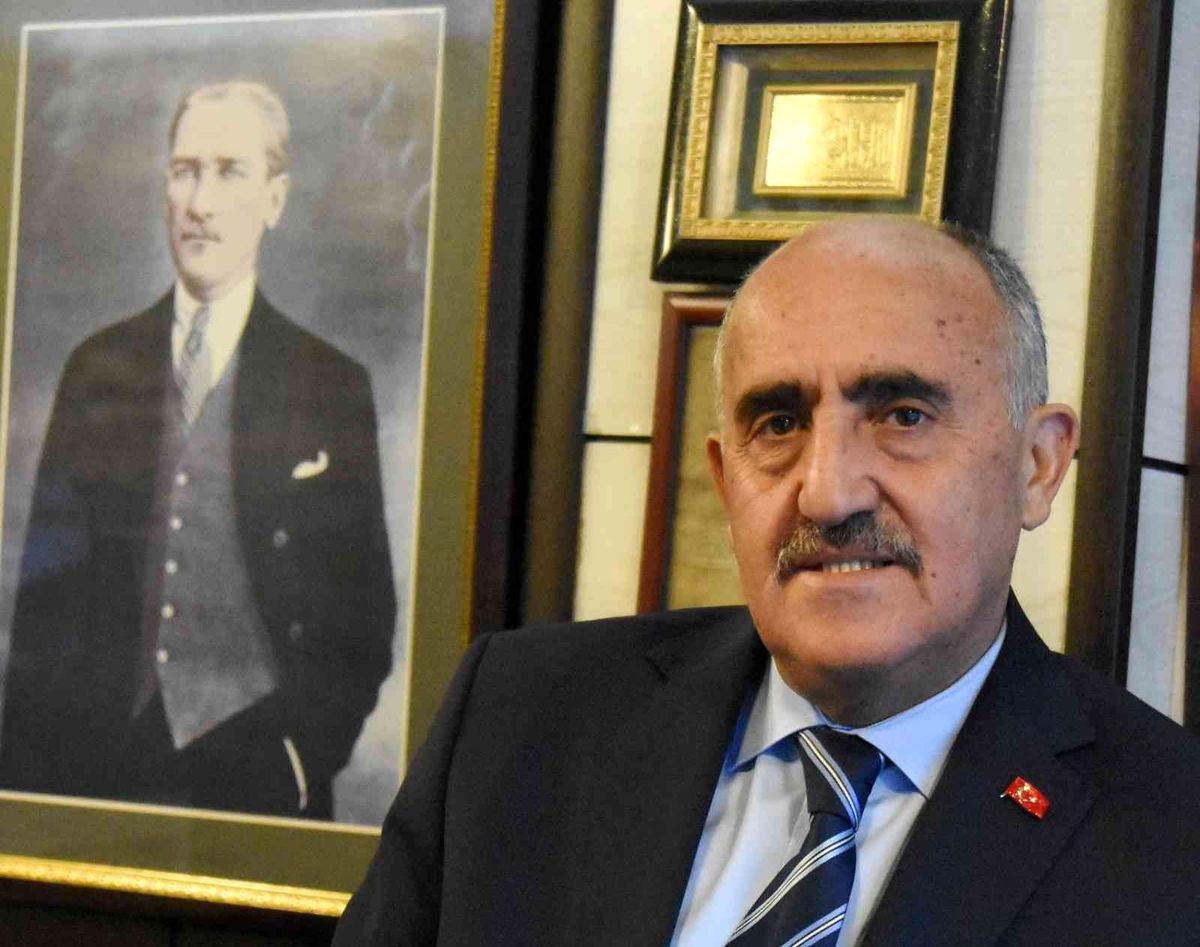 Kent Konseyi Başkanı Tanfer\'den 10 Kasım mesajı