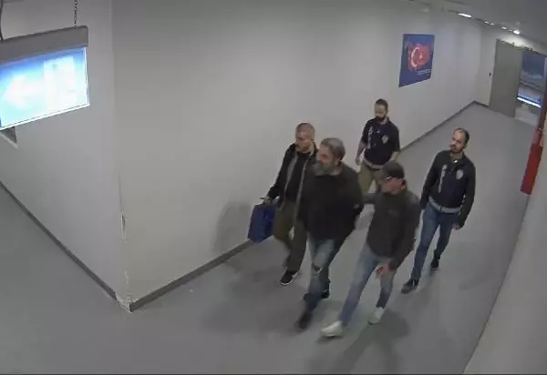 Kırmızı bültenle aranırken Arnavutluk'ta yakalanan Salih Akkurt Türkiye'ye getirildi