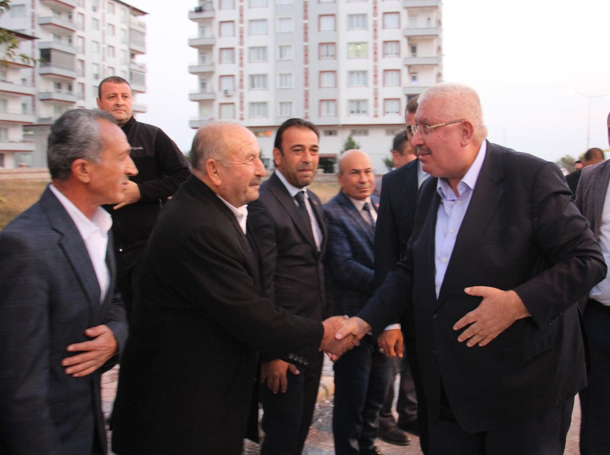MHP Genel Başkan Yardımcısı Yalçın, Kilis\'te partililerle bir araya geldi