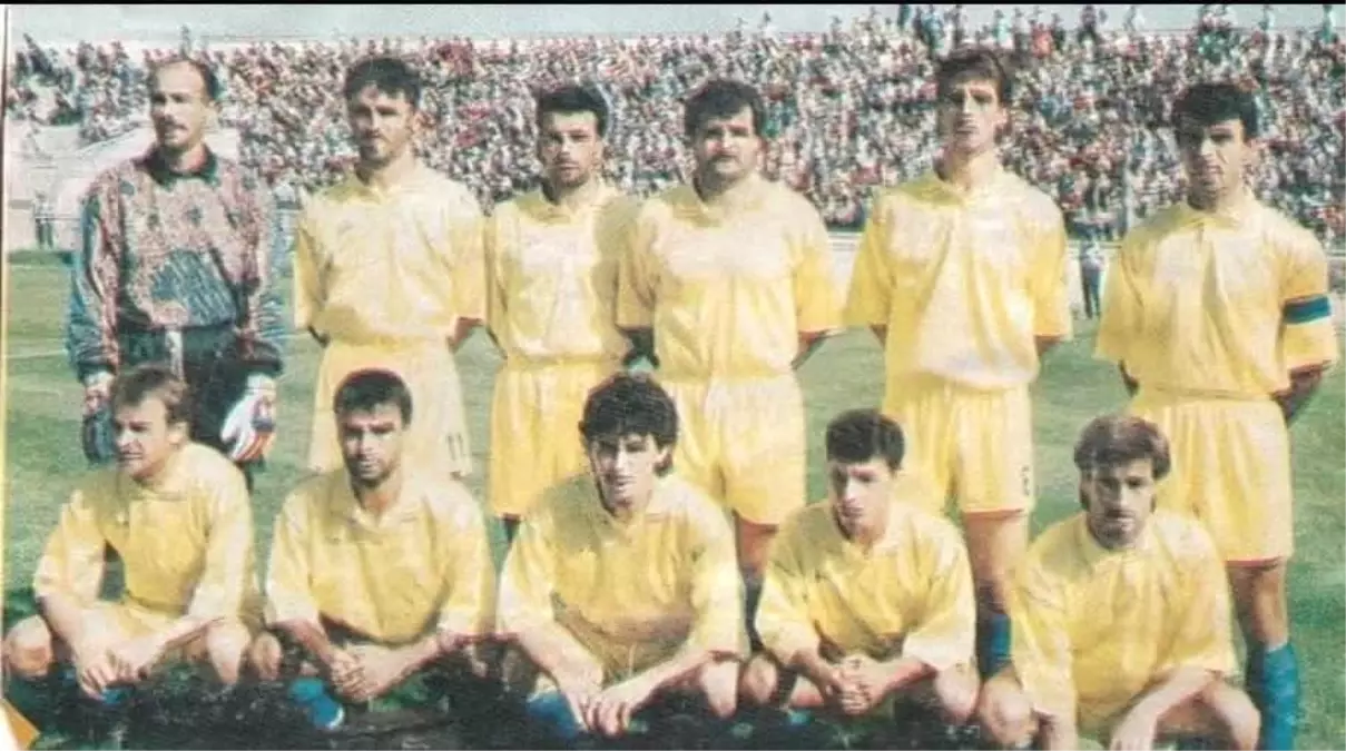 Profesyonel futbolculuktan amatör antrenörlüğüne