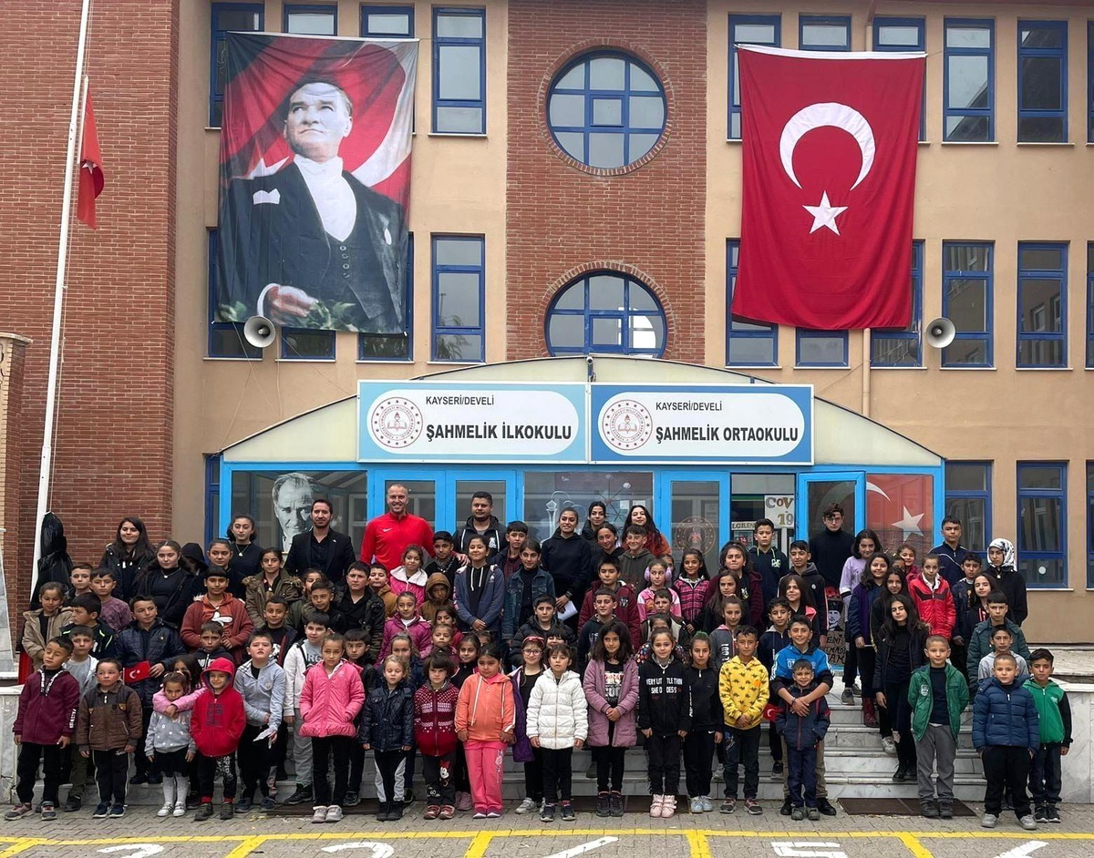 Şahmelik Köyünde \'Spor yap, zinde kal\' Etkinliği Düzenlendi