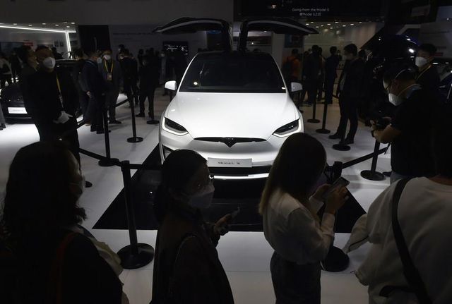 Tesla'nın Shanghai'daki Fabrikası İlk 10 Ayda 550.000'den Fazla Araç Teslim Etti Tesla'nın Shanghai'daki Fabrikası İlk 10 Ayda 550.000'den Fazla Araç Teslim Etti