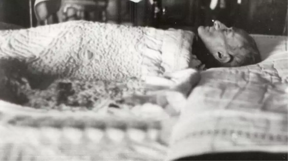 Atatürk\'ün ölmeden önceki son saatlerine ilişkin rapor yıllar sonra ortaya çıktı
