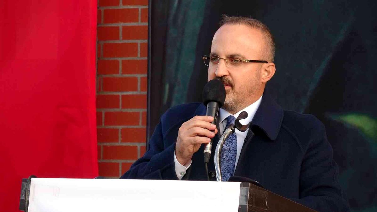 AK Parti\'li Turan\'dan 10 Kasım\'da dans eden İmamoğlu\'na gönderme