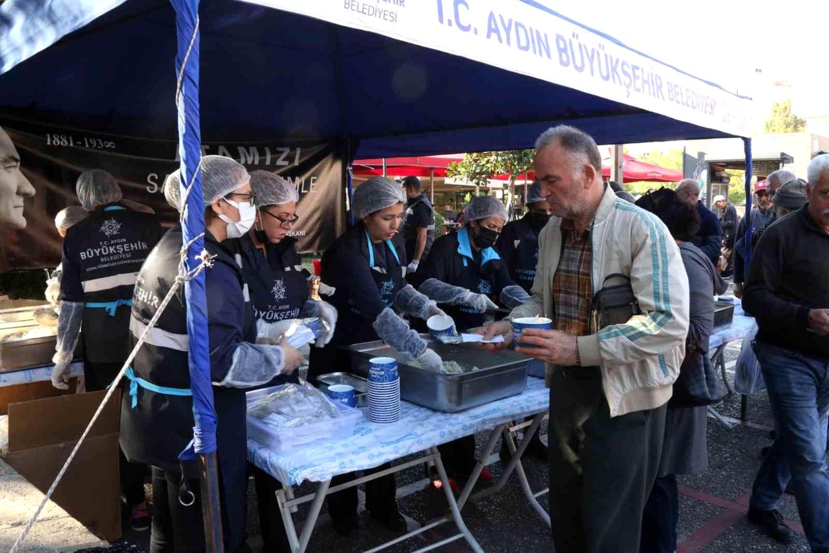 Aydın Büyükşehir Atatürk için hayır gerçekleştirdi