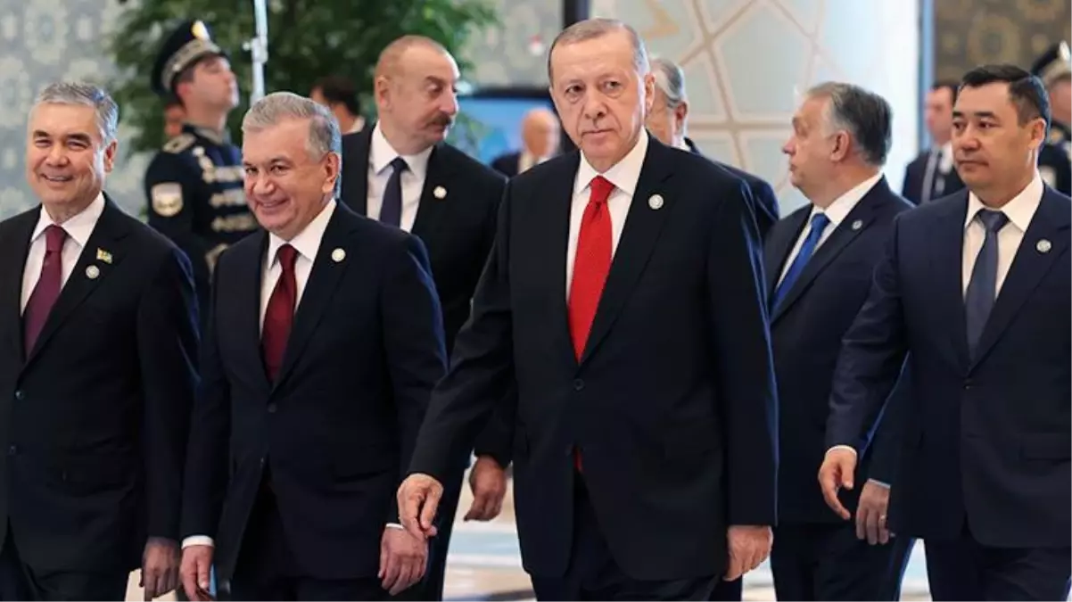 Cumhurbaşkanı Erdoğan\'dan zirveye damga vuran FETÖ çağrısı: Siz kardeşlerimizin desteğine güveniyoruz