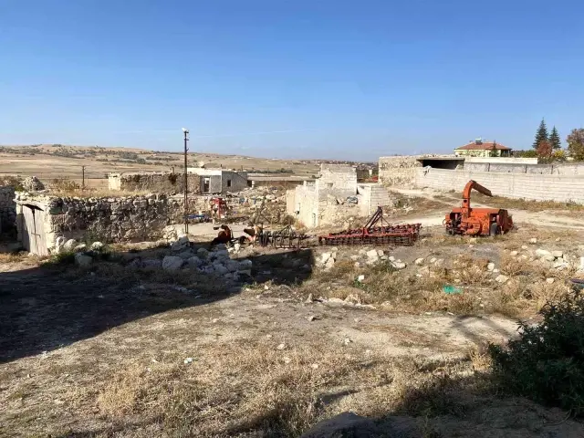 Dedektif gibi iz sürdü, kayıp babasının öldürüldükten sonra yakıldığını öğrendi