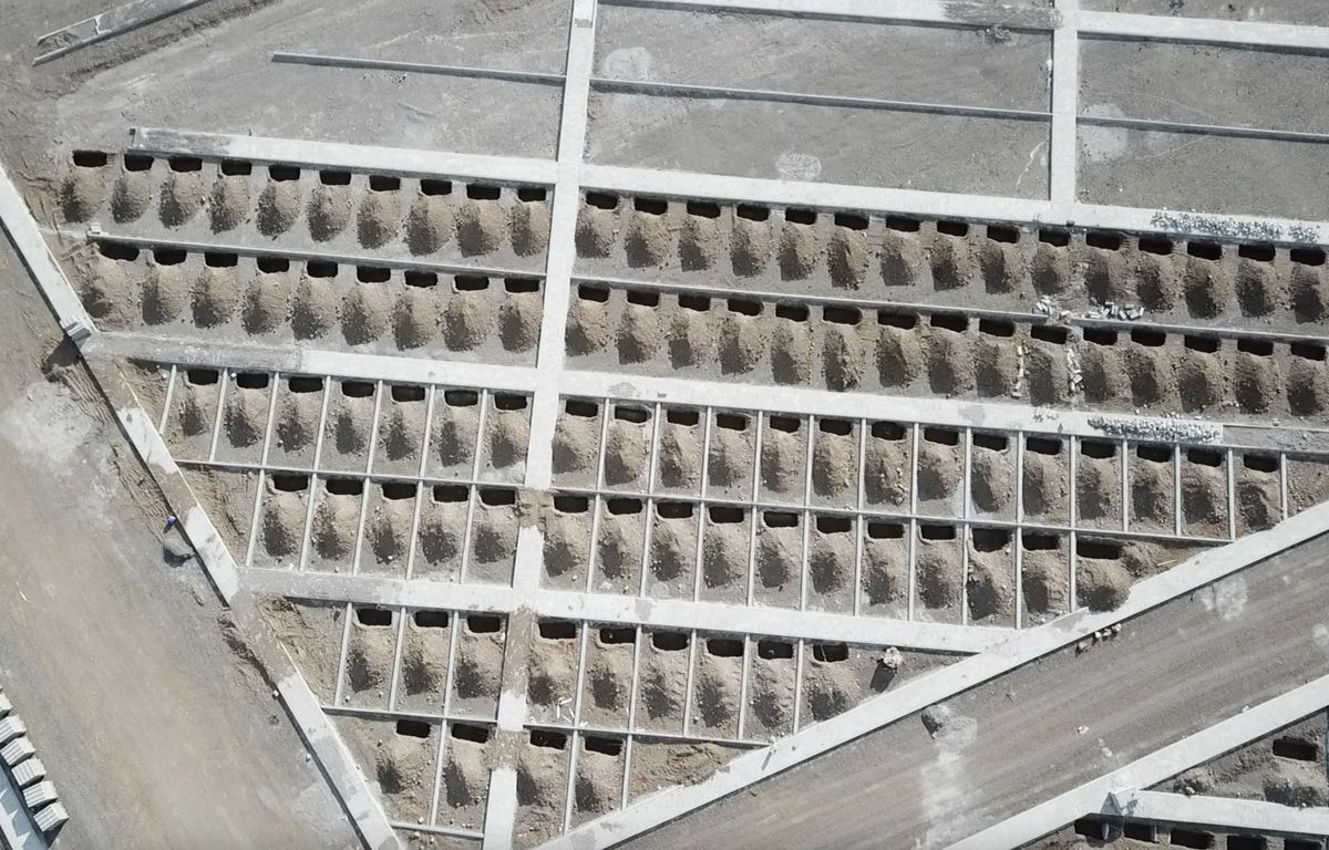 Erzurum\'da kışın toprağın donması nedeniyle mezar yerleri şimdiden hazırlanıyor