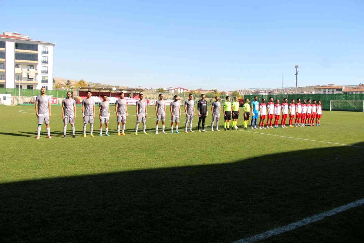 ES Elazığspor Kocaeli\'de, 23 Elazığ FK evinde oynayacak
