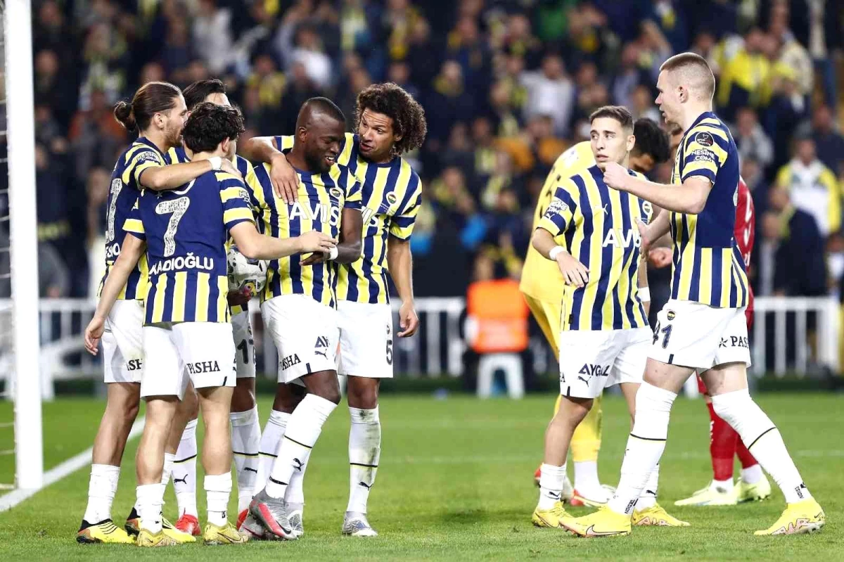 Fenerbahçe, Süper Lig\'de evinde kaybetmiyor