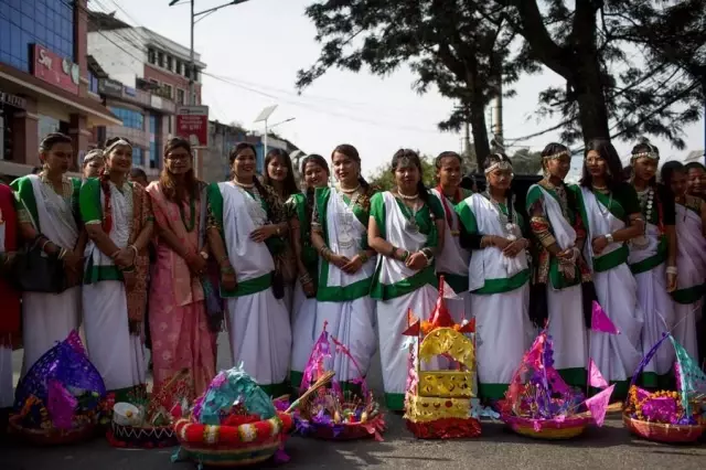 Nepal'in Başkenti Katmandu'da Sama Chakeva Festivali Kutlandı