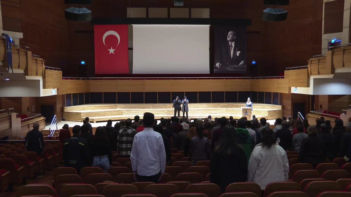 "Özgür İzmir-Kurtuluşun 100. Yılı" Belgeselinin Galası Yapıldı