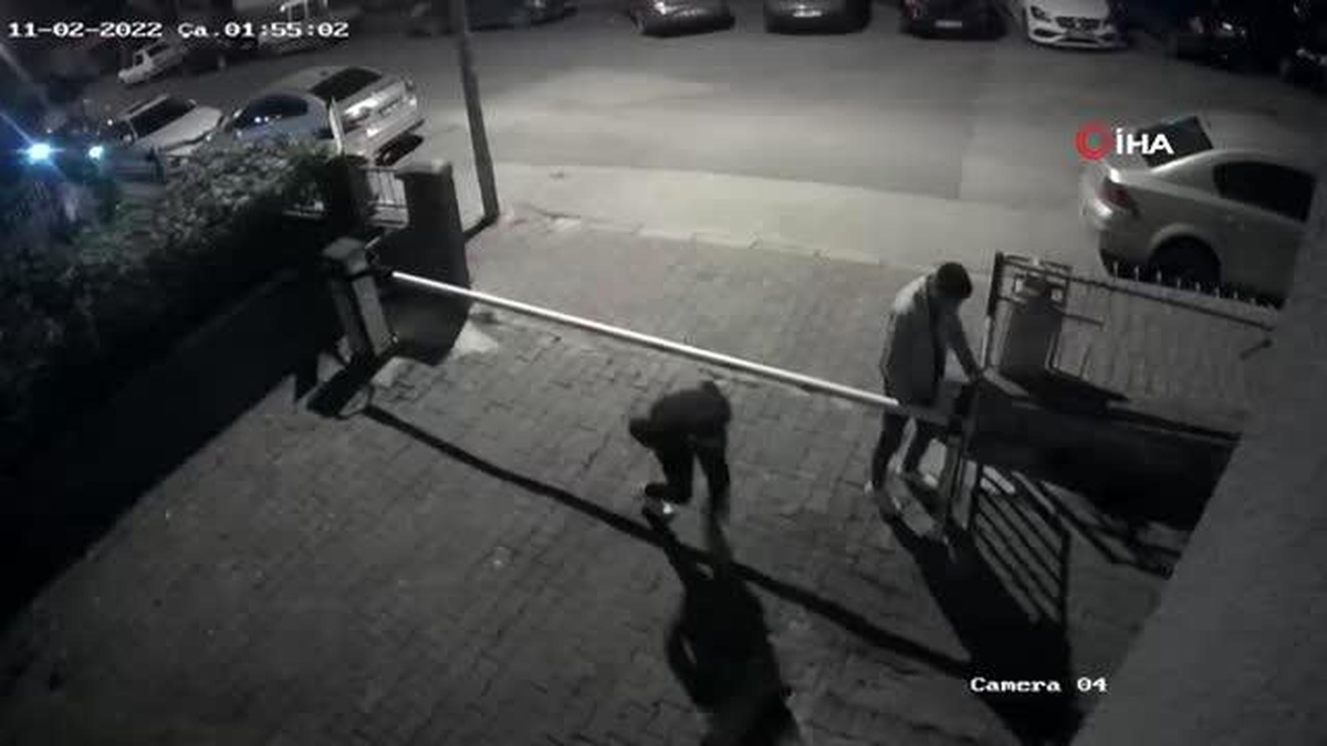 Sitenin 'musalla taşı' böyle çalındı