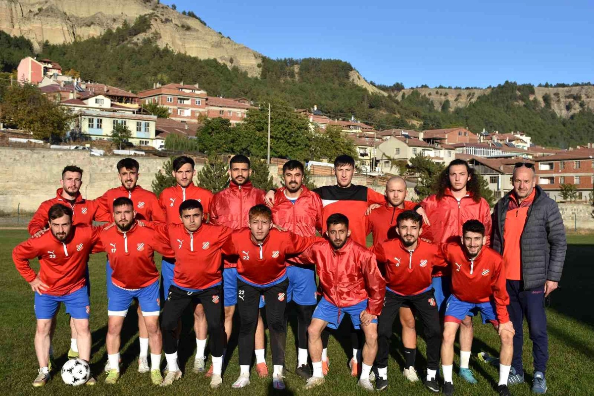 Tosyaspor yeni transferleri ile sezon hazırlıklarına başladı