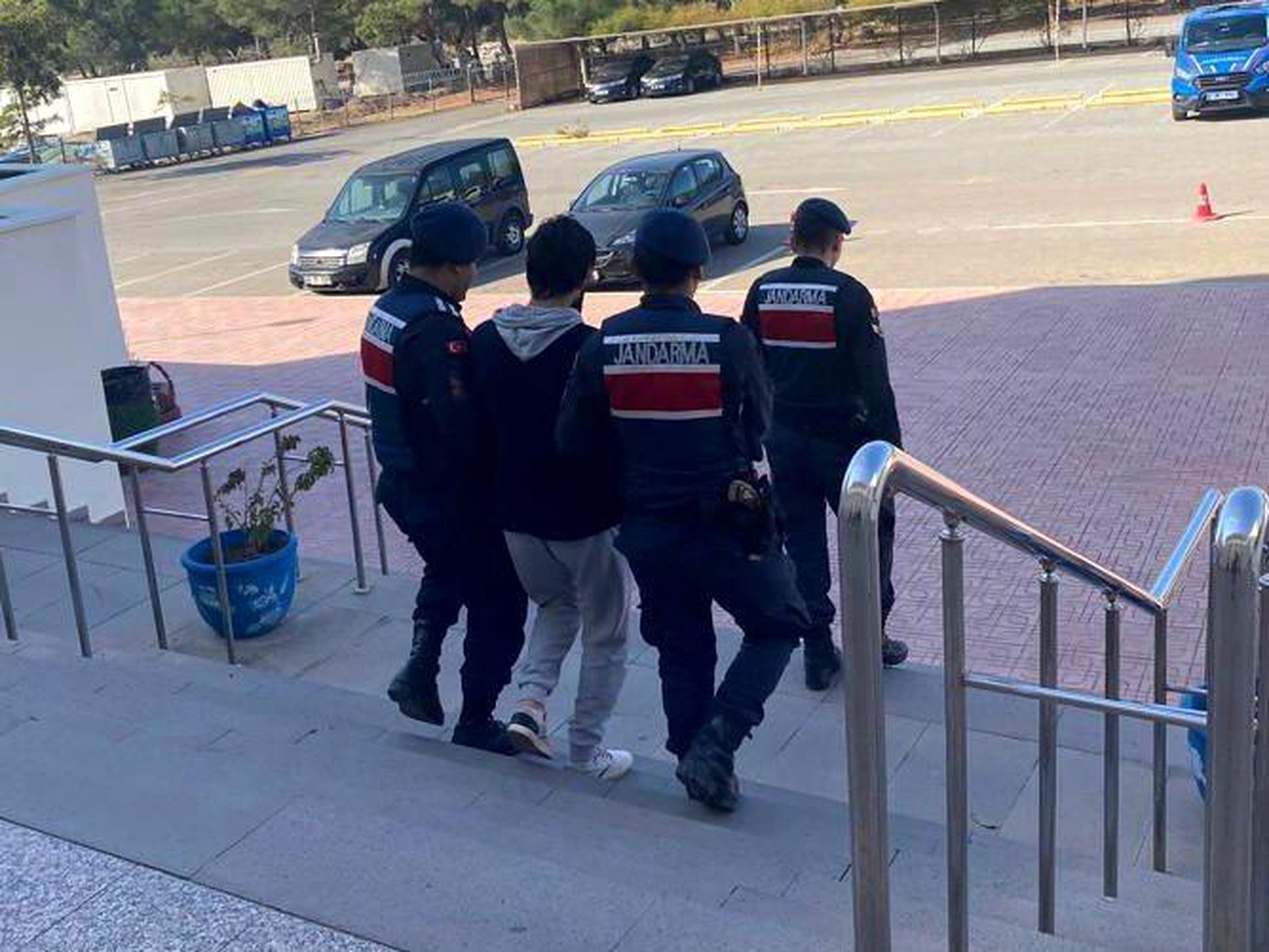 5 ayrı suçtan aranıyordu, Bodrum\'da jandarmaya yakalandı