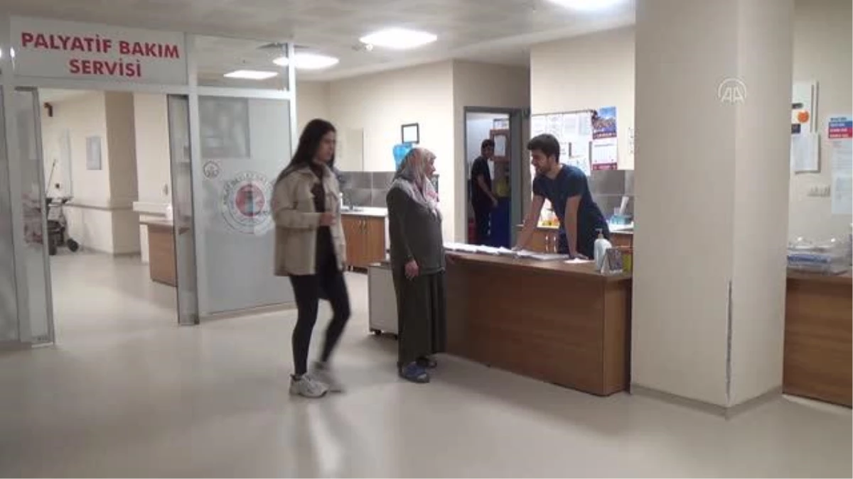 Ahlat\'ta sağlık çalışanları ve hastalar "Deprem Anı Ülke Tatbikatı"na katıldı