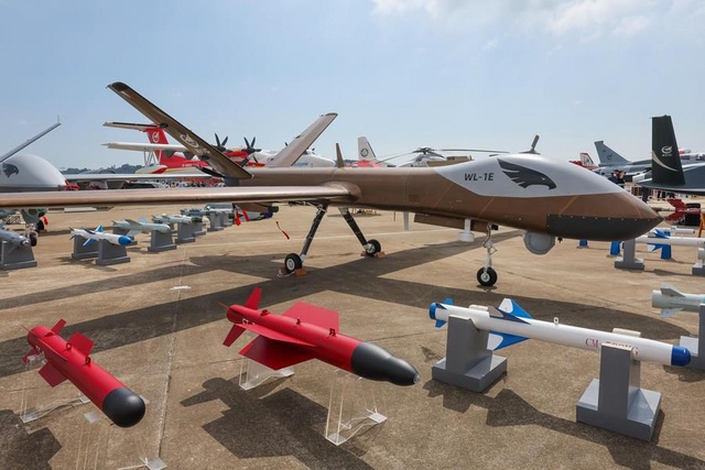 Airshow China'da Sergilenen İnsansız Hava Araçları ve Anti-Drone Sistemi