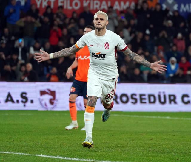 Aslan gövde gösterisi yaptı! Galatasaray, Başakşehir'i 7 golle geçti Aslan gövde gösterisi yaptı! Galatasaray, Başakşehir'i 7 golle geçti
