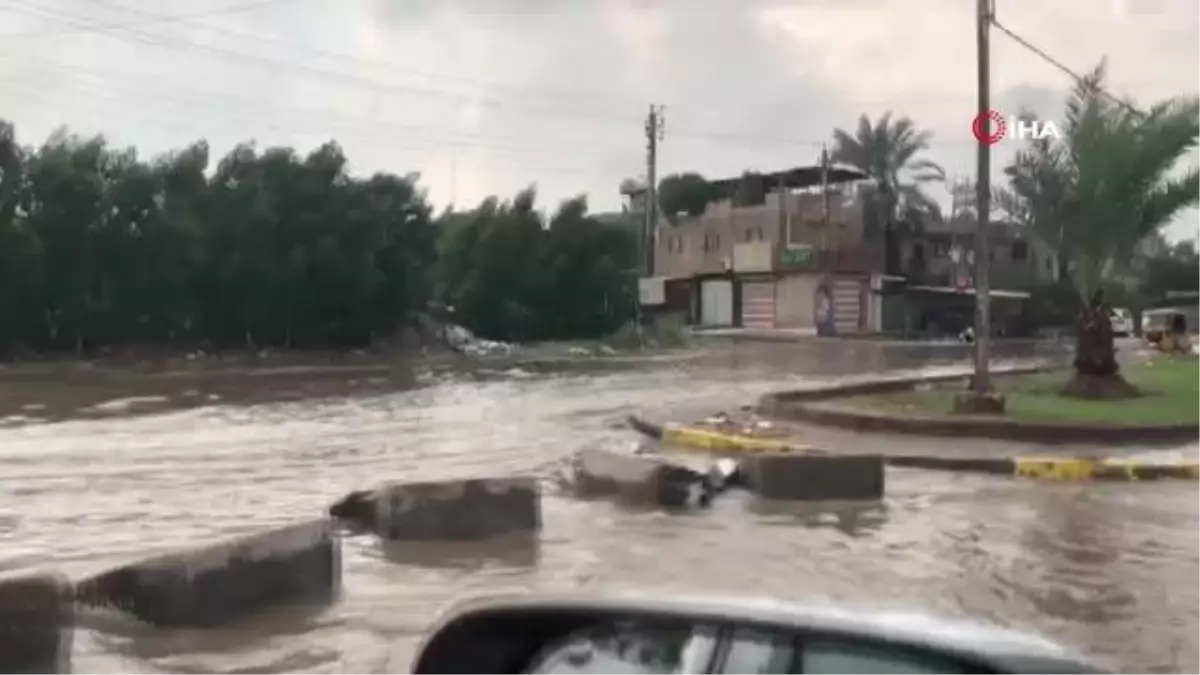 Bağdat'ta şiddetli yağış: cadde ve sokaklar suyla dolduDicle ve Fırat Nehri'nde su seviyesi yükseldi