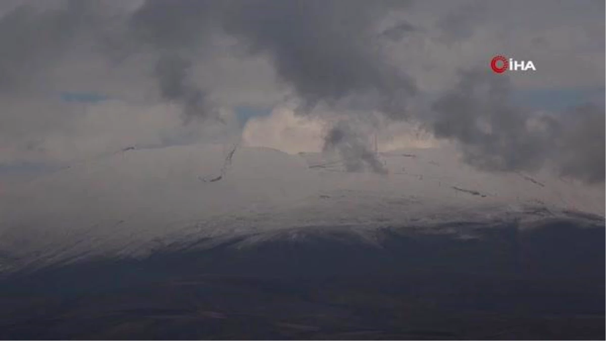 Nemrut Kalderası beyaza büründü