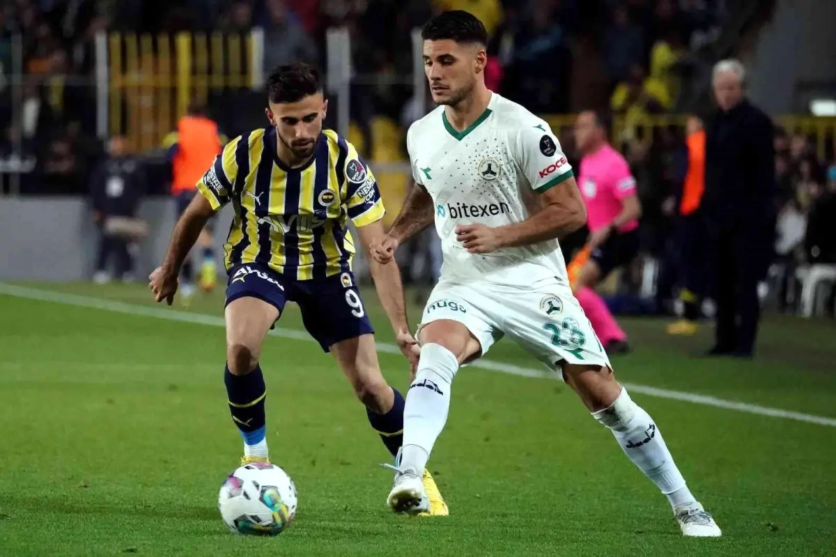 Spor Toto Süper Lig: Fenerbahçe: 1 Giresunspor: 2 (Maç sonucu)